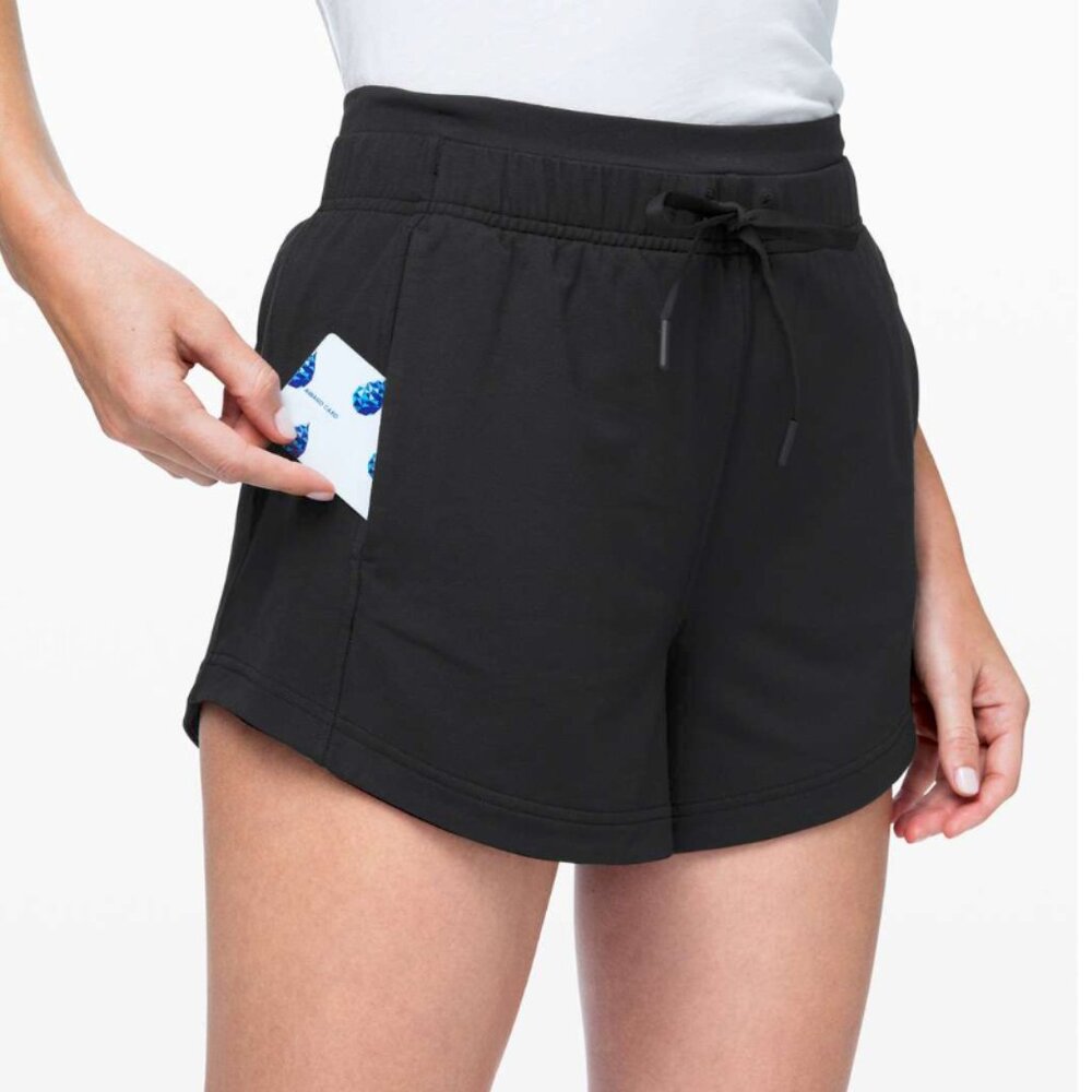 🍋Lululemon Inner Glow Short 3" *Modal Size: 6